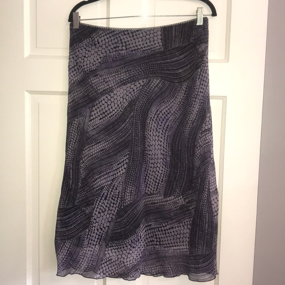 Pretty black & purple chiffon skirt - Picture 2 of 7